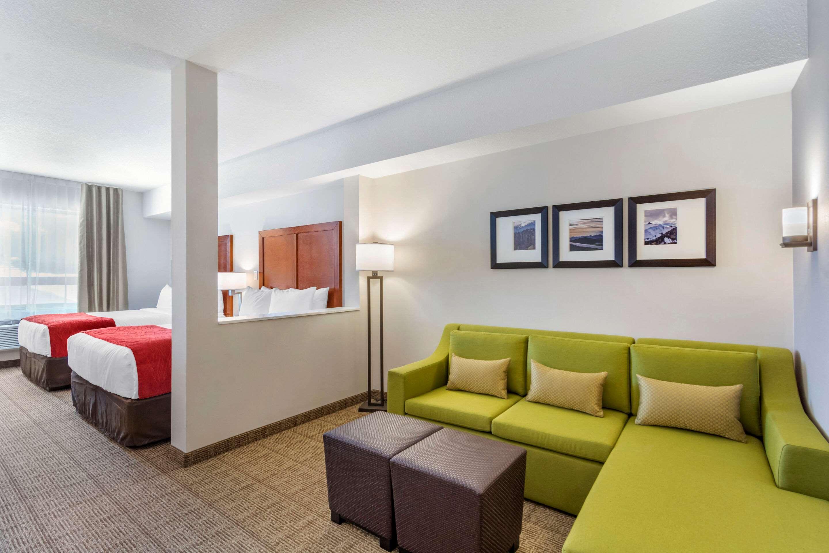 Comfort Inn & Suites バルマウント エクステリア 写真