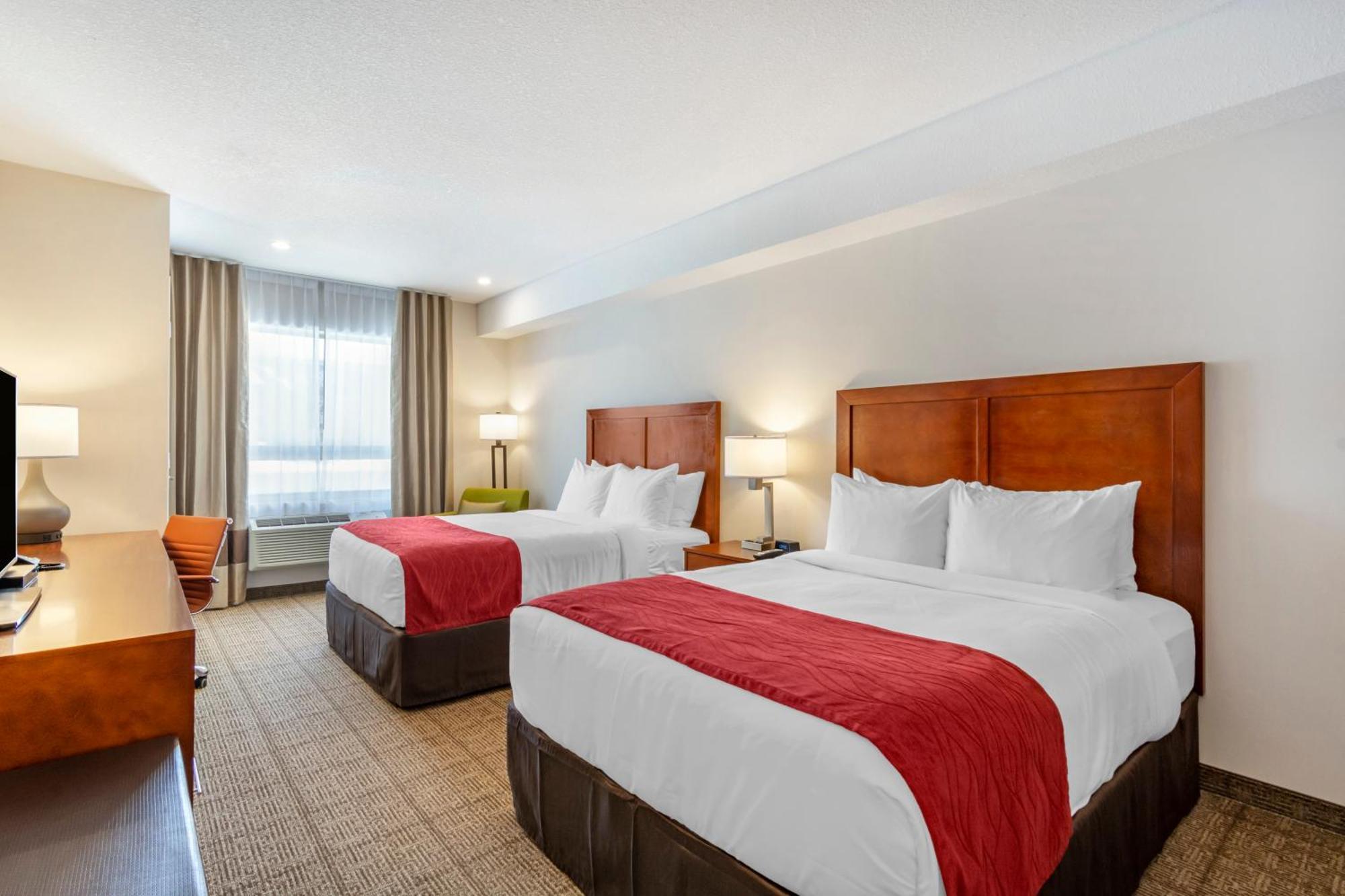 Comfort Inn & Suites バルマウント エクステリア 写真